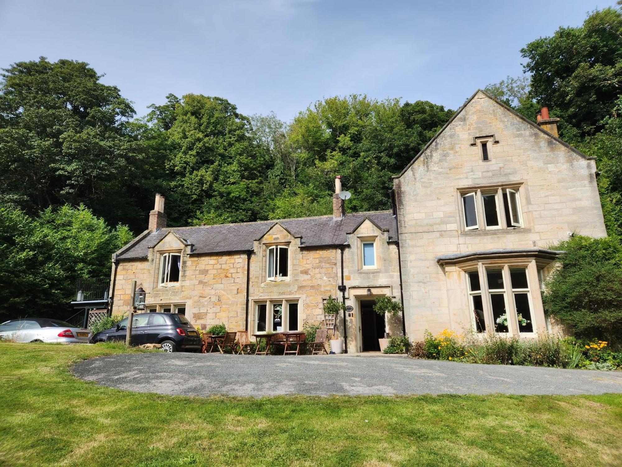 Mulgrave Country Cottage Lythe Экстерьер фото